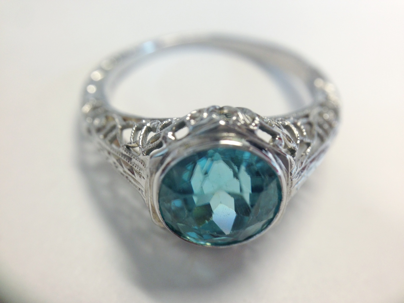 Vintage Platinum Ring with Blue stone