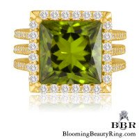 Vibrant and Brilliant Apple Green Peridot Gemstone Ring
