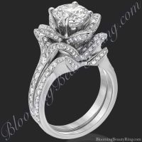 The Small Crimson Rose Flower Diamond Engagement Ring Set